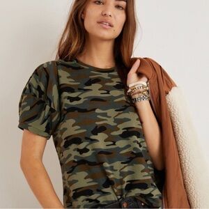 Velvet by Spacer by Anthropologie Green Camouflage Short Sleeve Top